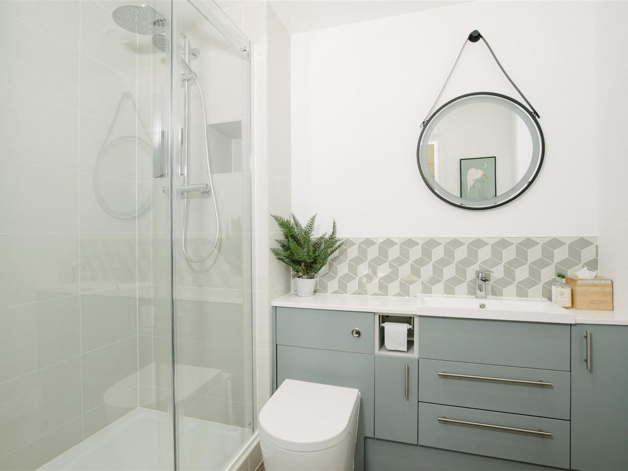 Apartment 50 Bredon Court *