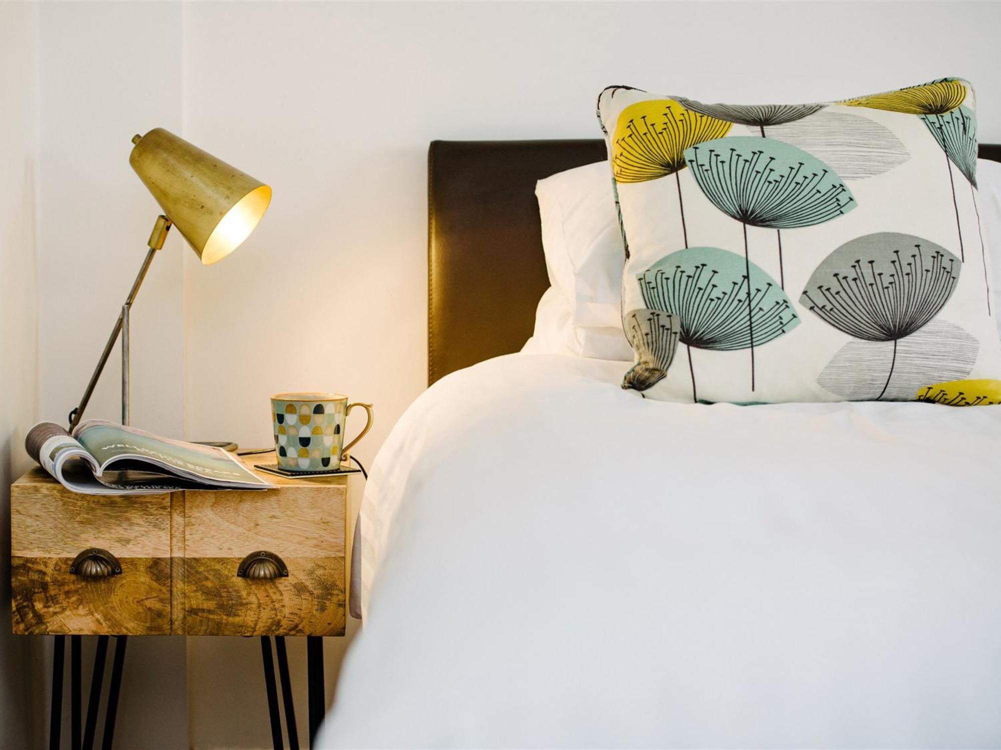 50 Bredon Court Apartment
